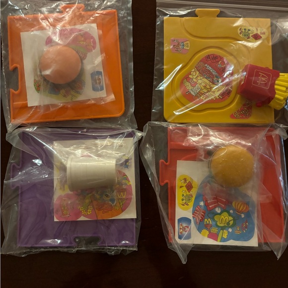 McDonald’s 1996 Vintage wind up food toy - Picture 2 of 2